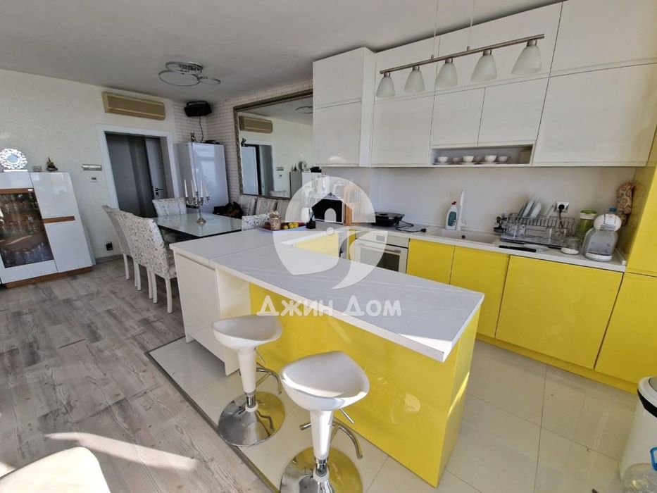 Продава се Тристаен апартамент в с. Равда, Област Бургас - 114 кв.м за 1159 €/кв.м - Снимка #4