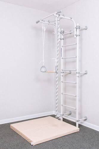 Установка турника, шведской стенки