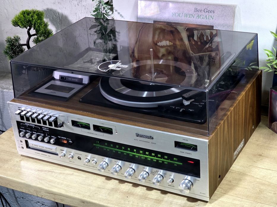 Sistem audio PANASONIC SE-4007, Pick-up, deck,radio, casetofon 8 track