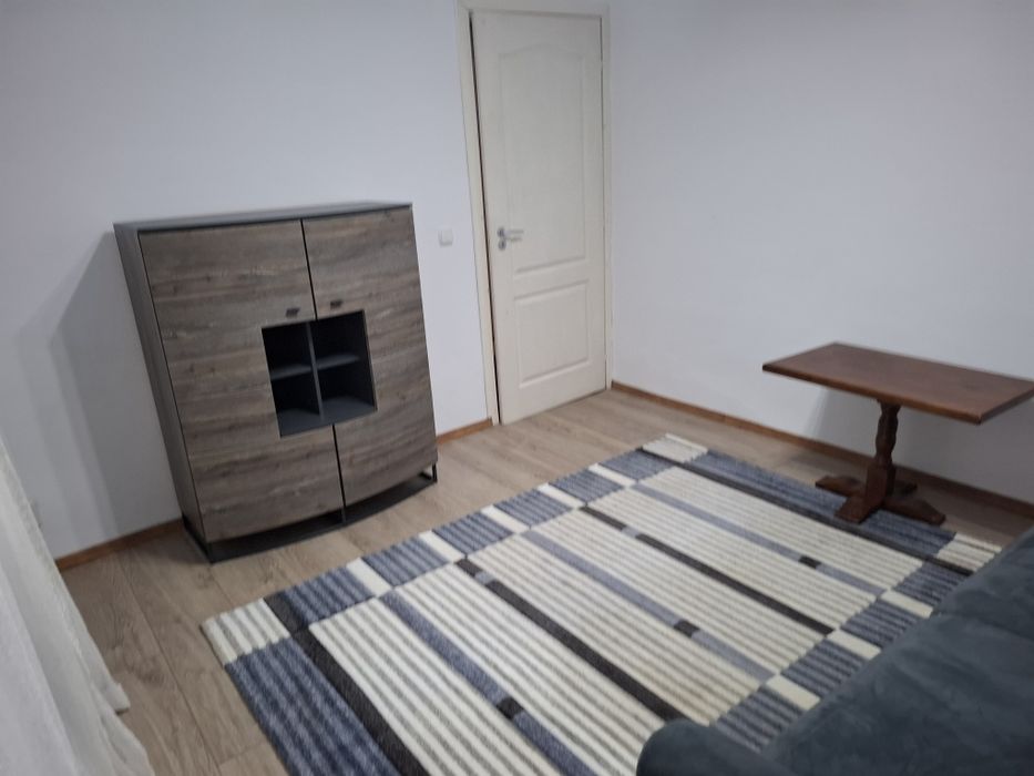 Apartament de inchiriat!