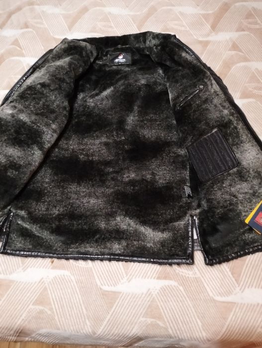 Продам дублёнку новая