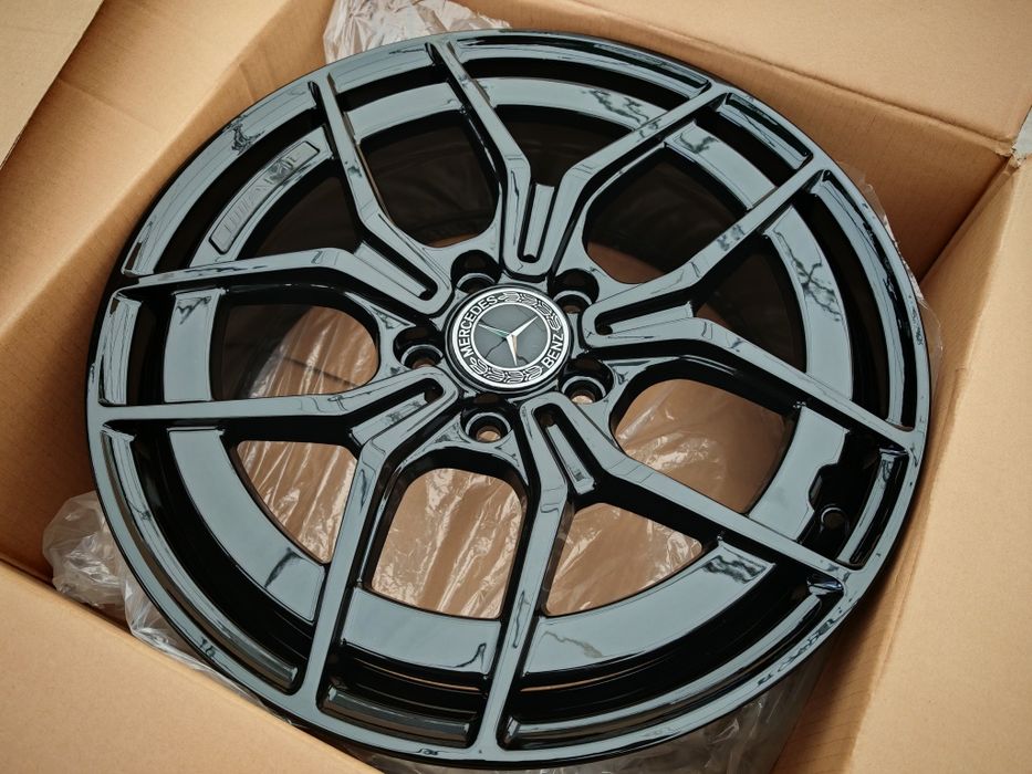 vand jante de aliaj pentru Mercedes pe 18 marca carbonado