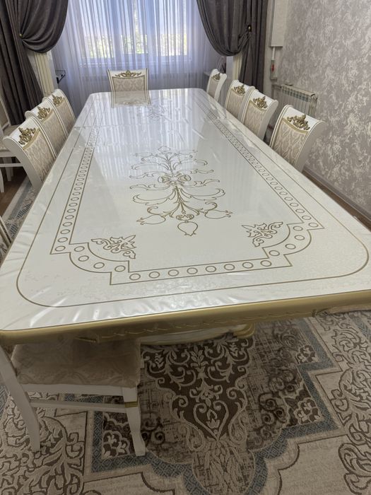 Новый стол гостевой