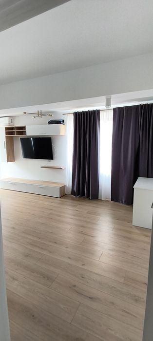 Apartament 2 camere de închiriat