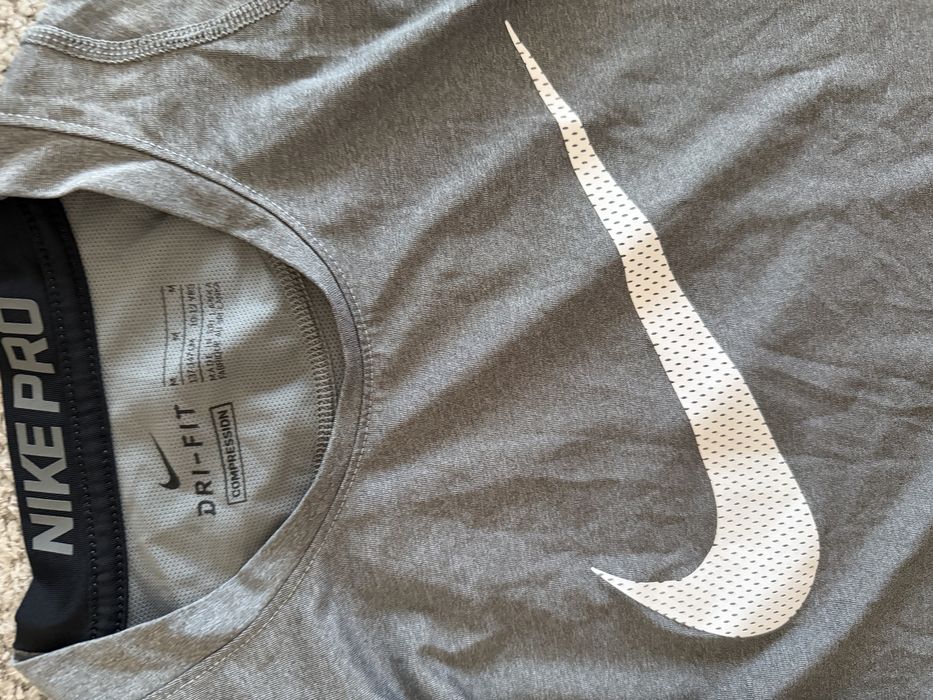 Блуза с дълъг ръкав Nike