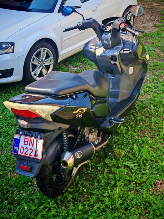 Scuter 125 Daelim S3 cat B Maxi Scuter