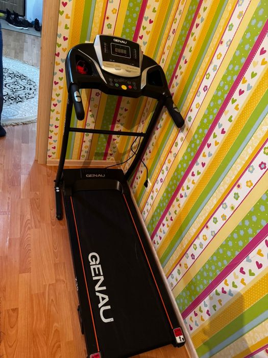 Продается беговая дорожка