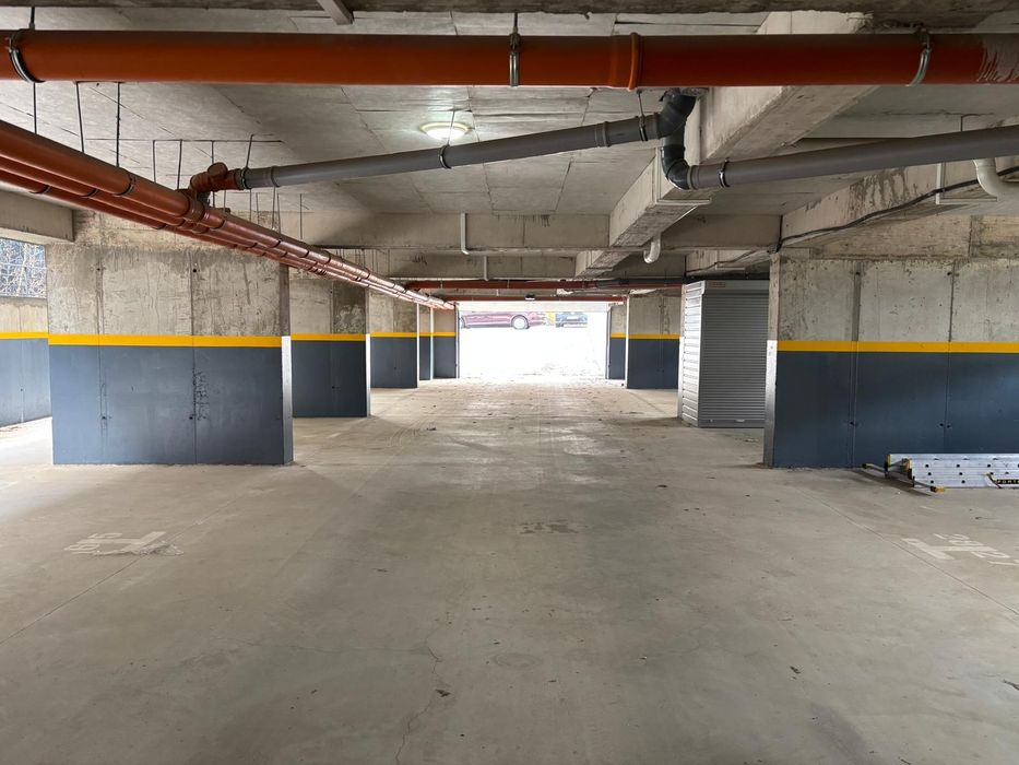 Inchiriez loc de parcare subteran