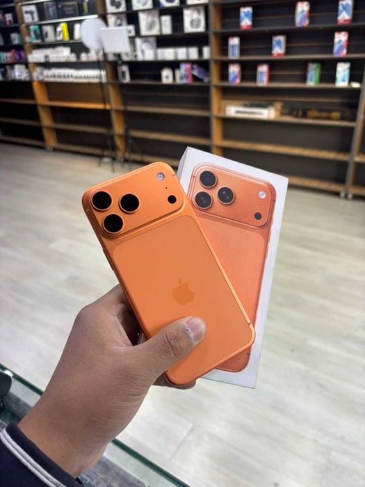 Iphone 17 PRO MAX  в корпусе XR