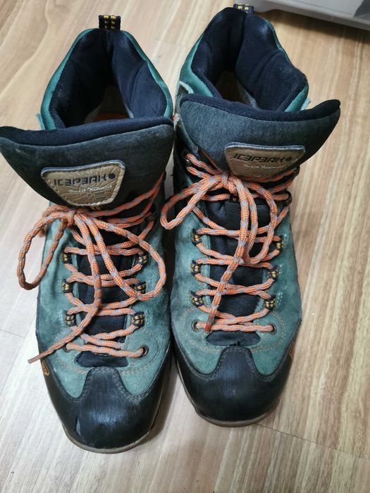 Bocanci IcePeak, marimea 43