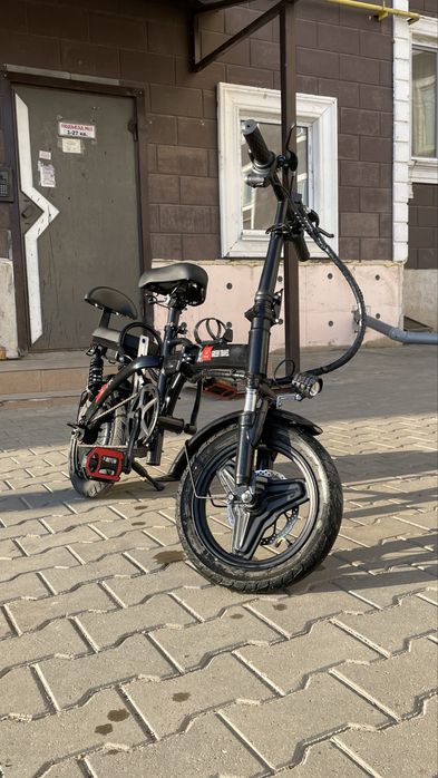 Электроскутер.