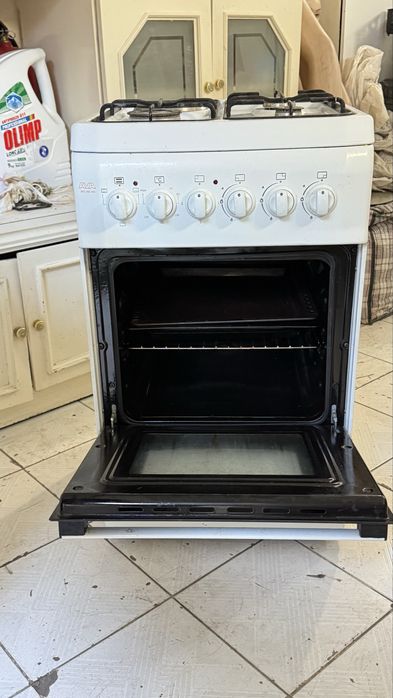 Газовая плита  AVA