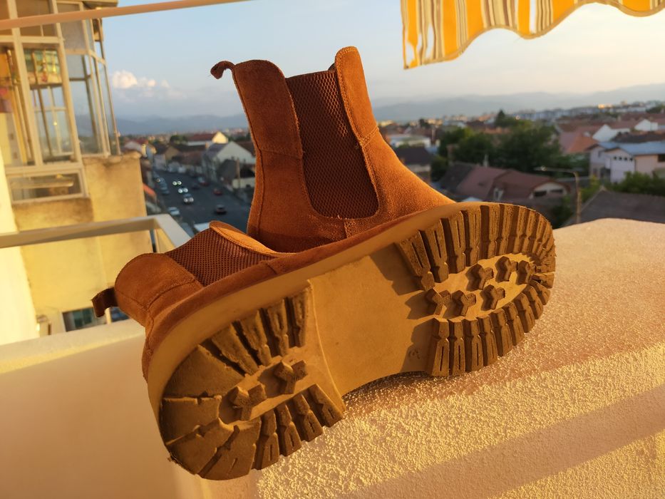 Ghete damă piele întoarsă 37