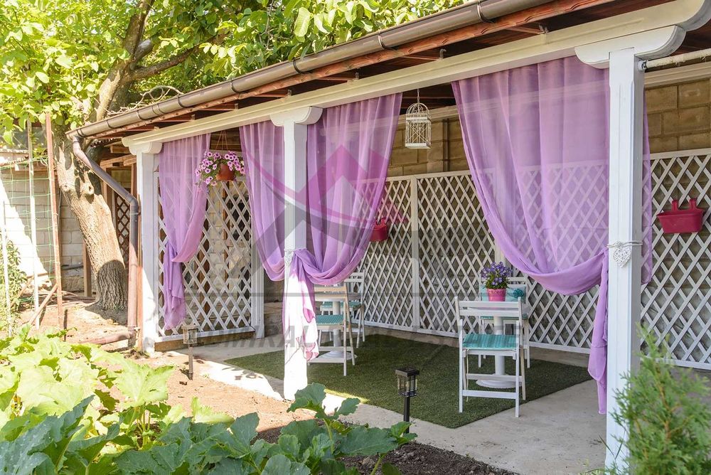 Дава се под наем Къща в Варна, Галата - 150 кв.м за 2600 € - Снимка #9