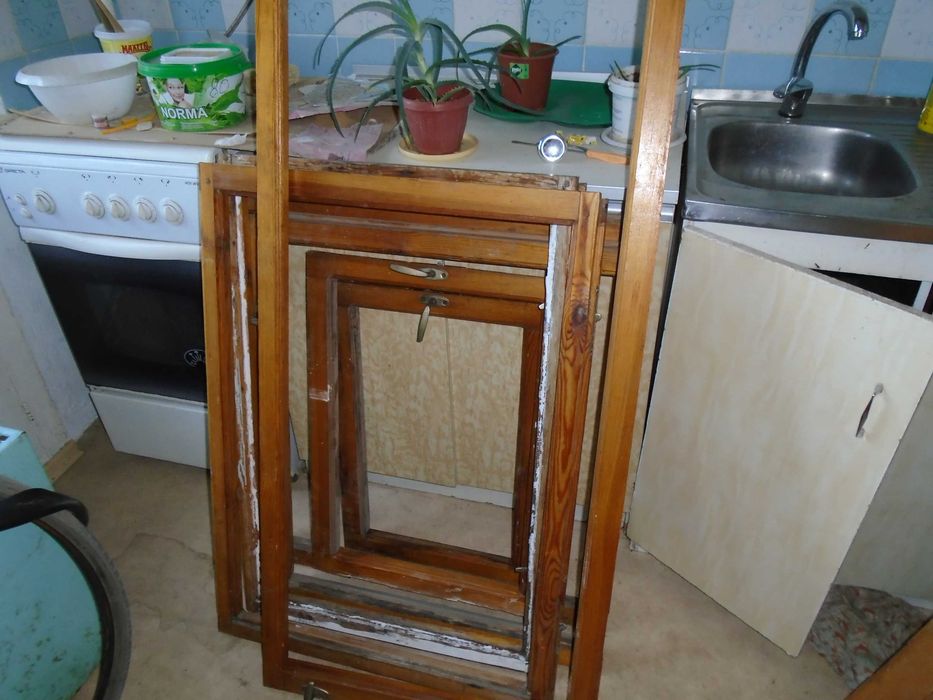 продам рамы балконные