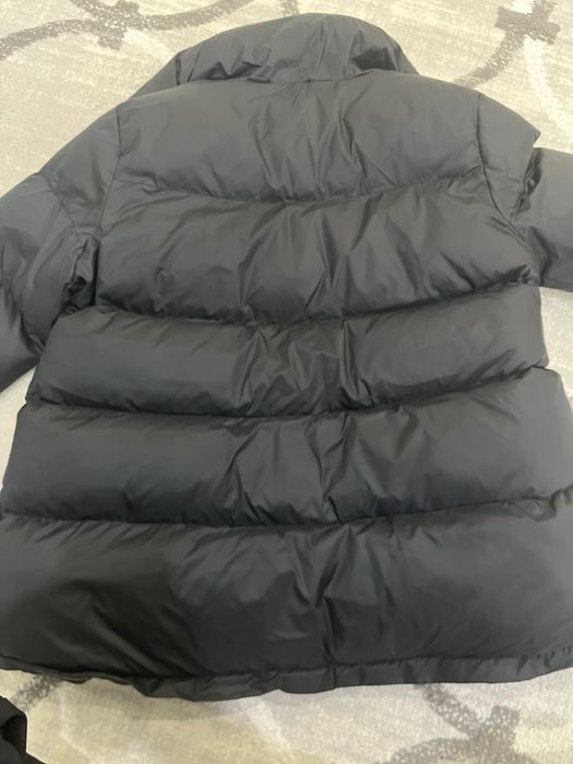 Продам женскую куртку