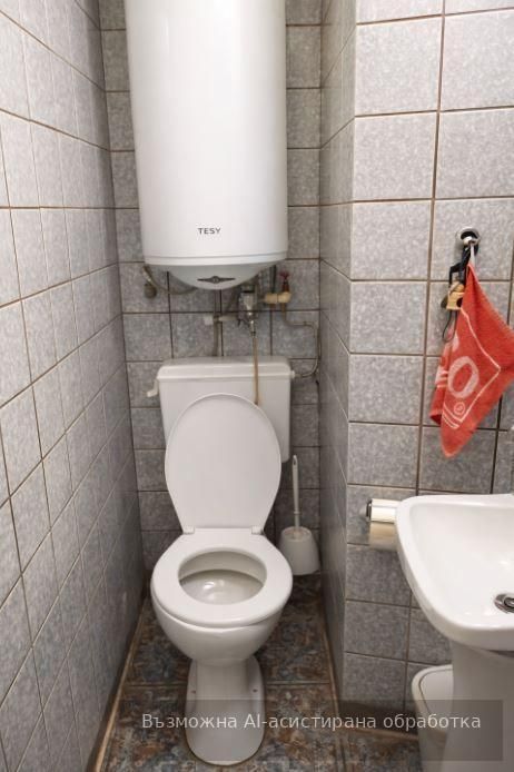 Тристаен апартамент  в гр.Варна, Завод Дружба!