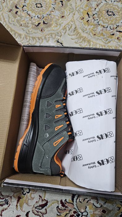 Продам ботинки рабочие новые