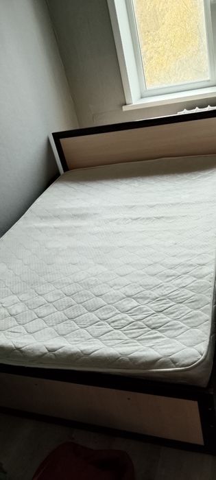 Продам кровать недорого