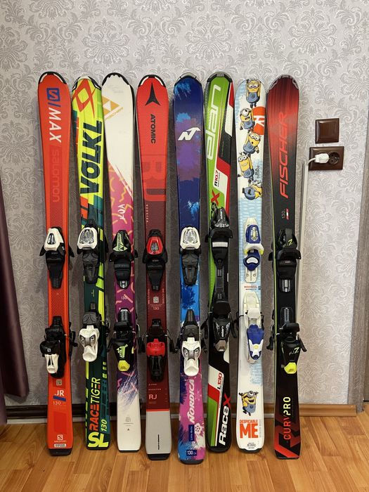 Schiuri copii incepatori skiuri adulti intermediar avansat