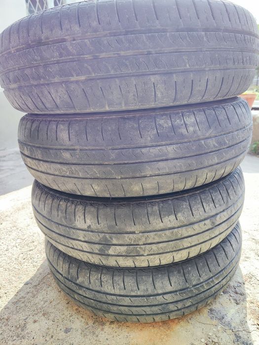 Продам покрышки от автомобиля Спарк.