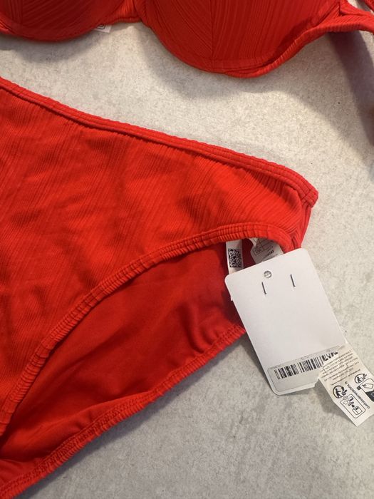 Costum de baie rosu intarit push up marime XS