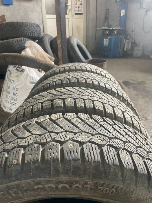 Продам резину цена 40 тысяч