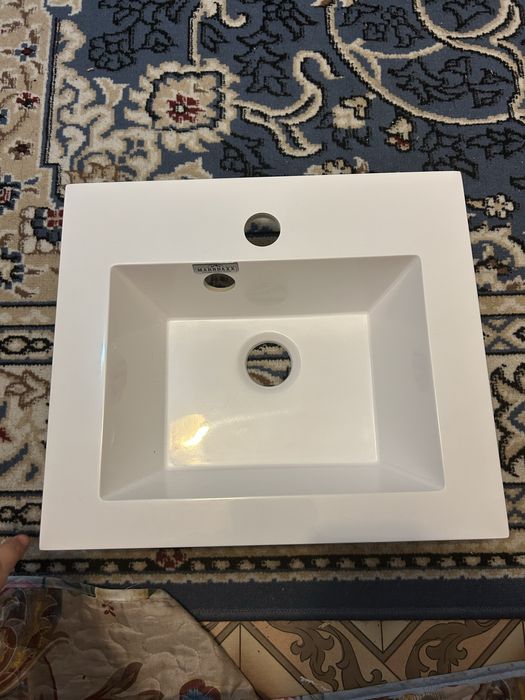 Раковина и смеситель