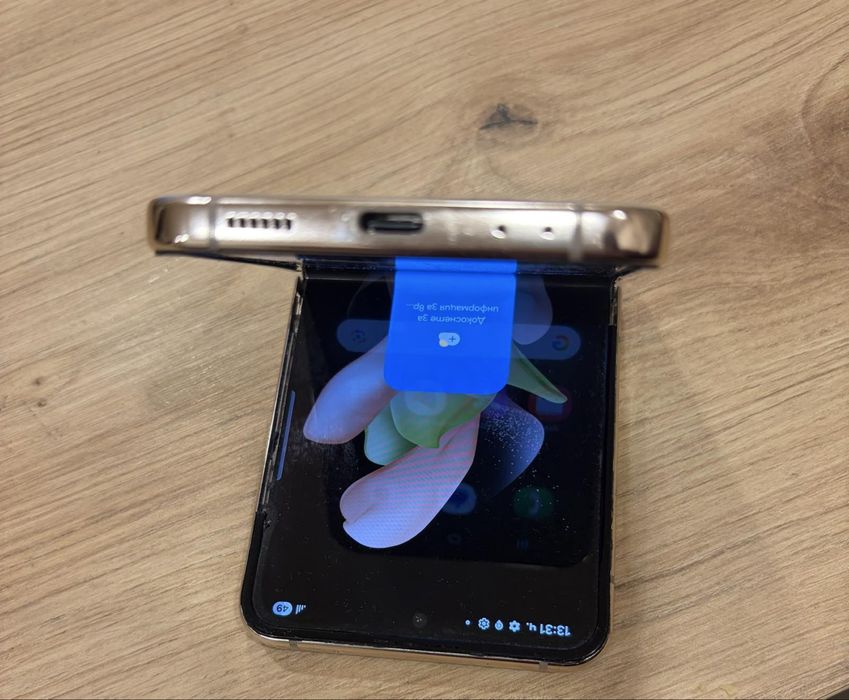 Samsung Z Flip 4 перфектен!!!