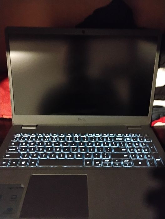 Laptop dell display 15,6 full Hdmi webcam Hd tastaură iluminată proce