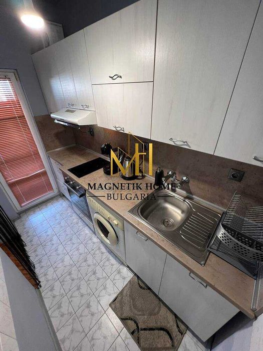 Елегантен двустаен апартамент на метри от морето в ж.к. Лазур