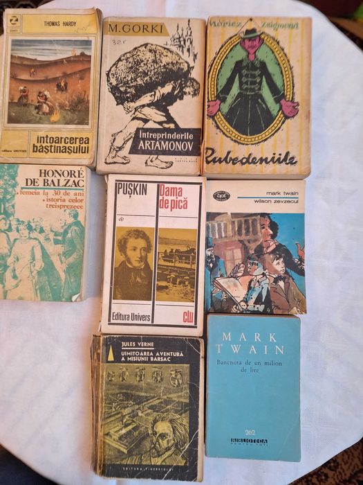 Lot 22 -  Carti beletristica (vechi)  (buc = 8)
