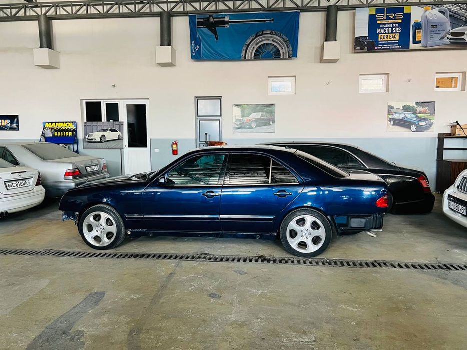 W210 AMG zapchastlari bor