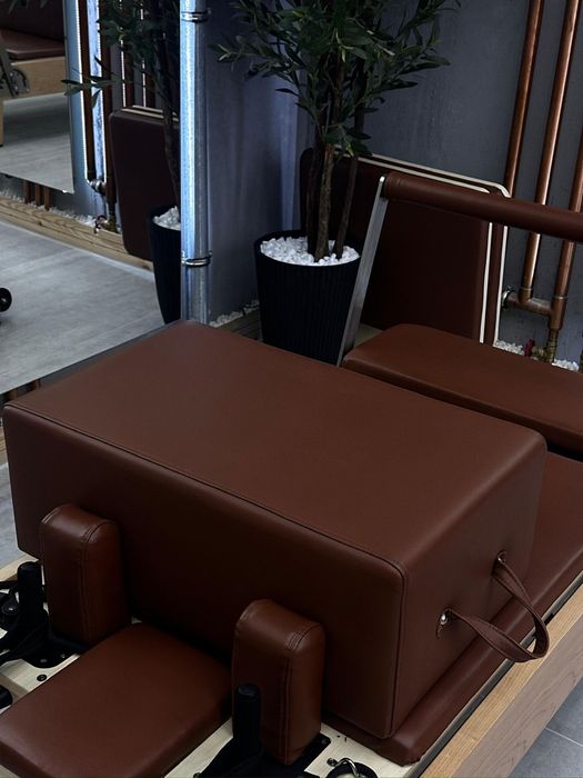 Aparate Pilates Reformer