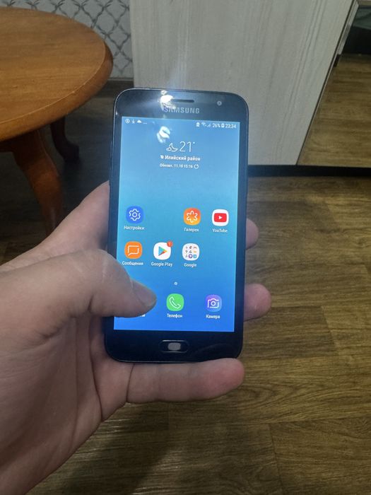 Продам телефон SAMSUNG Galaky J2