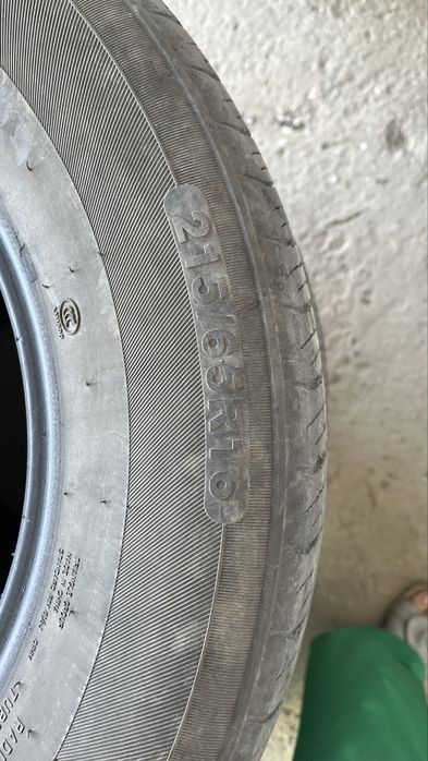 Шины летние (215/65R16)
