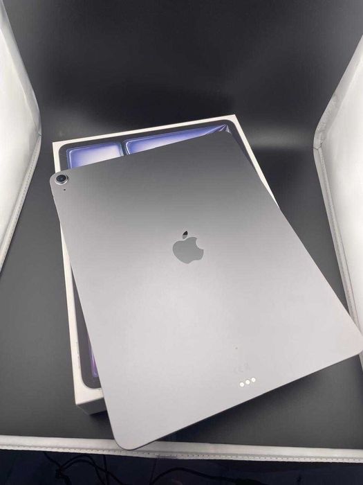 Планшет Ipad Air 13inch 128Gb