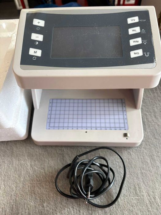 Инфрачервена машина за проверка на евробанкноти