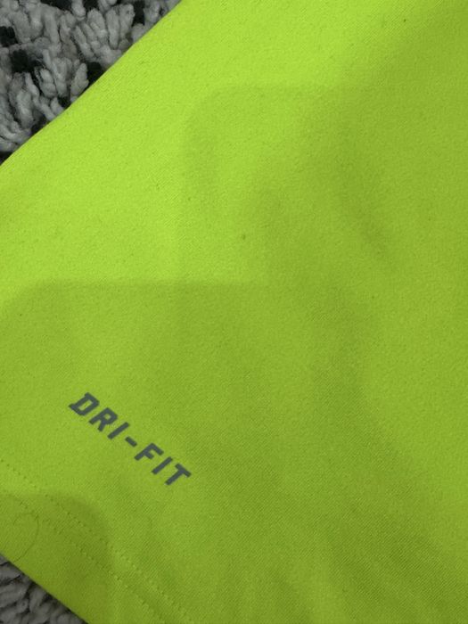 Мъжка тениска NIKE DRI-FIT . Размер L