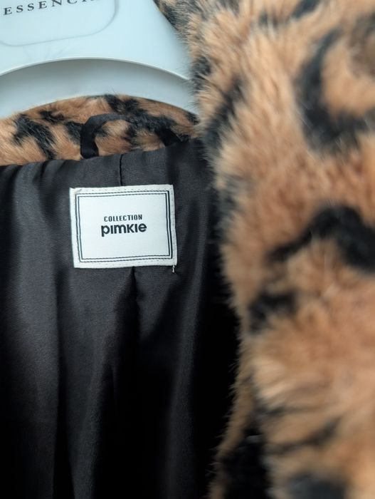 Haina blana artificiala animal print