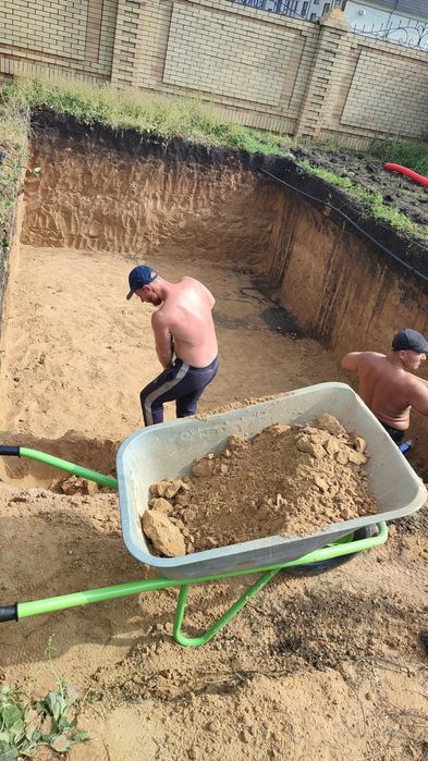 Копка демонтажные роботы