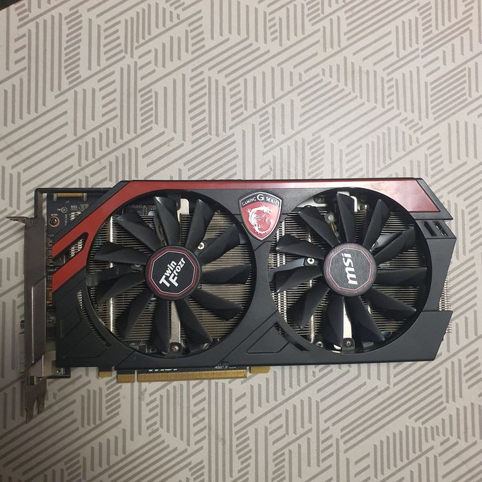 Placa video AMD RADEON R9 200 2GBDDR5