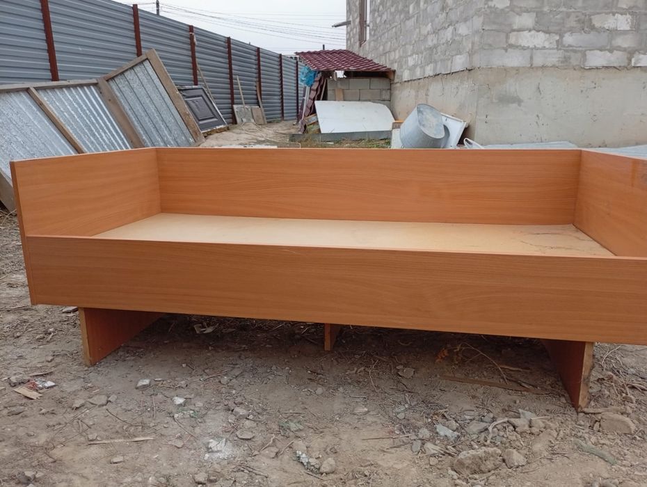 Детский  кровать  12 - штук,  унитаз  Детский