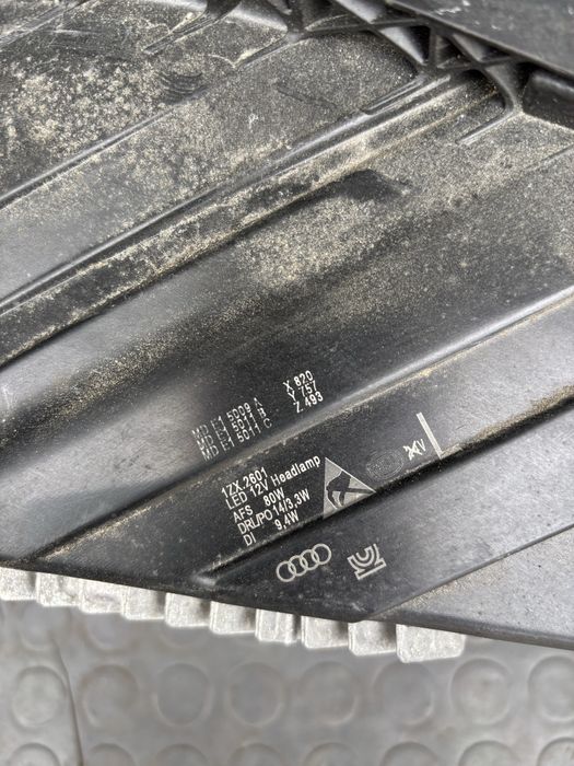 Матричен ляв Фар за Ауди Q5 80A 2022 година 80A941035E