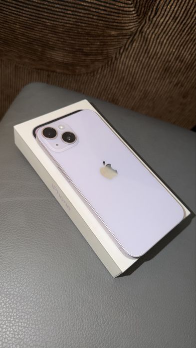 Срочно продаю iPhone 14 на 128 ГБ,