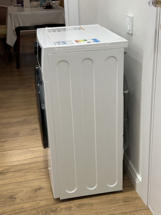 Стиральная машина DEXP