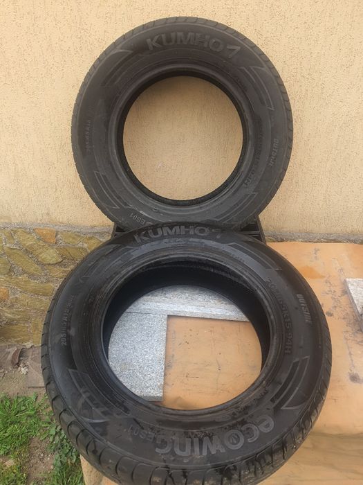 Летни гуми Kumho EcoWing 205/65/15