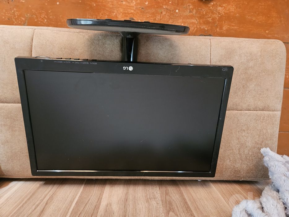 Продается монитор LG для видеонаблюдения.