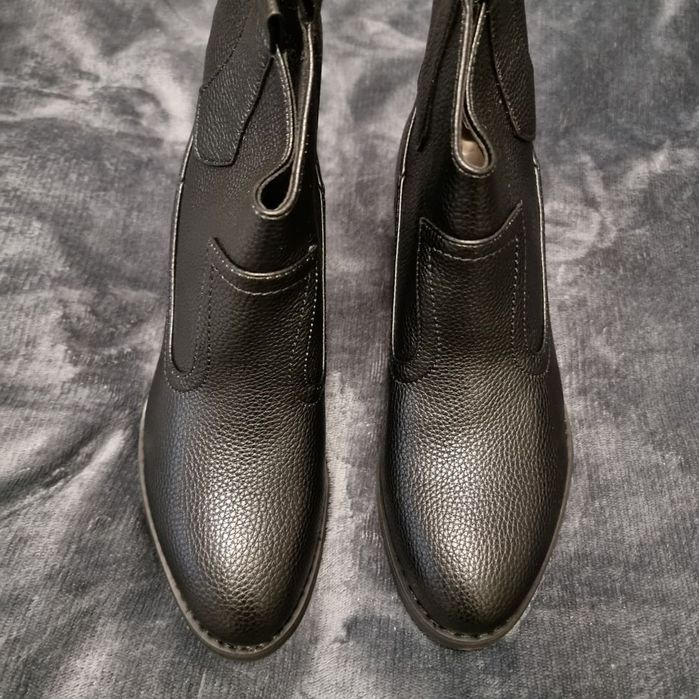 Продаю ботильоны