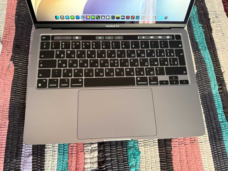 MacBook Pro 13 m1. 8/256gb. Идеальное состояние.